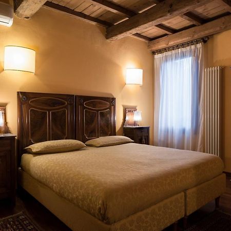 Piazza Nova Guest House Ferrara Exterior photo