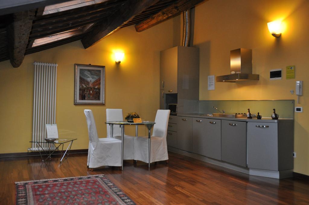 Piazza Nova Guest House Ferrara Exterior photo